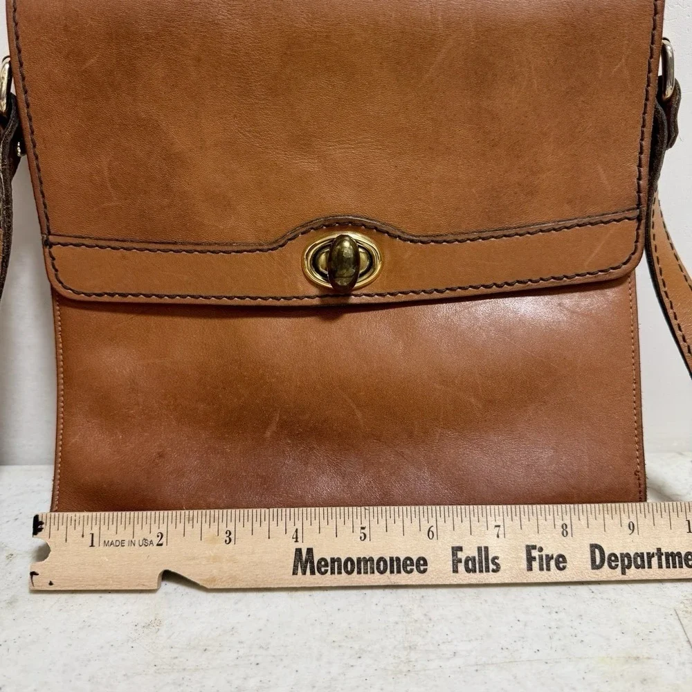 Vintage Tan Leather Crossbody Bag Turn Lock Flap Messenger Bag Brown